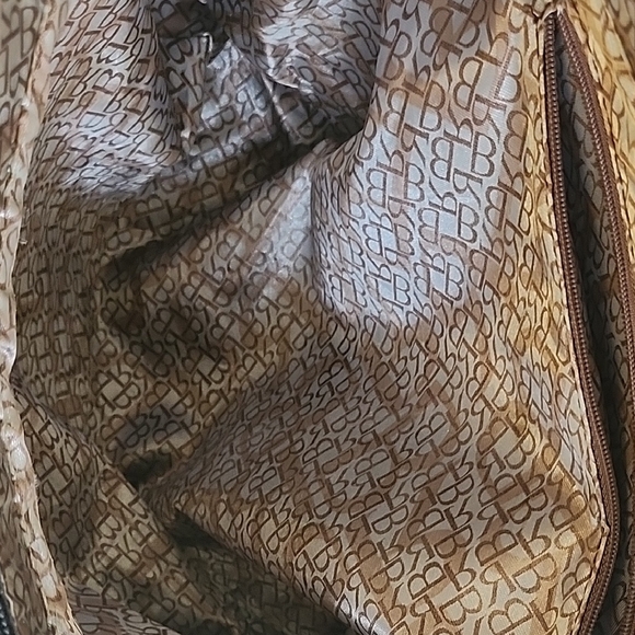 Striped Black and White Handbag & Wallet - Picture 5 of 5